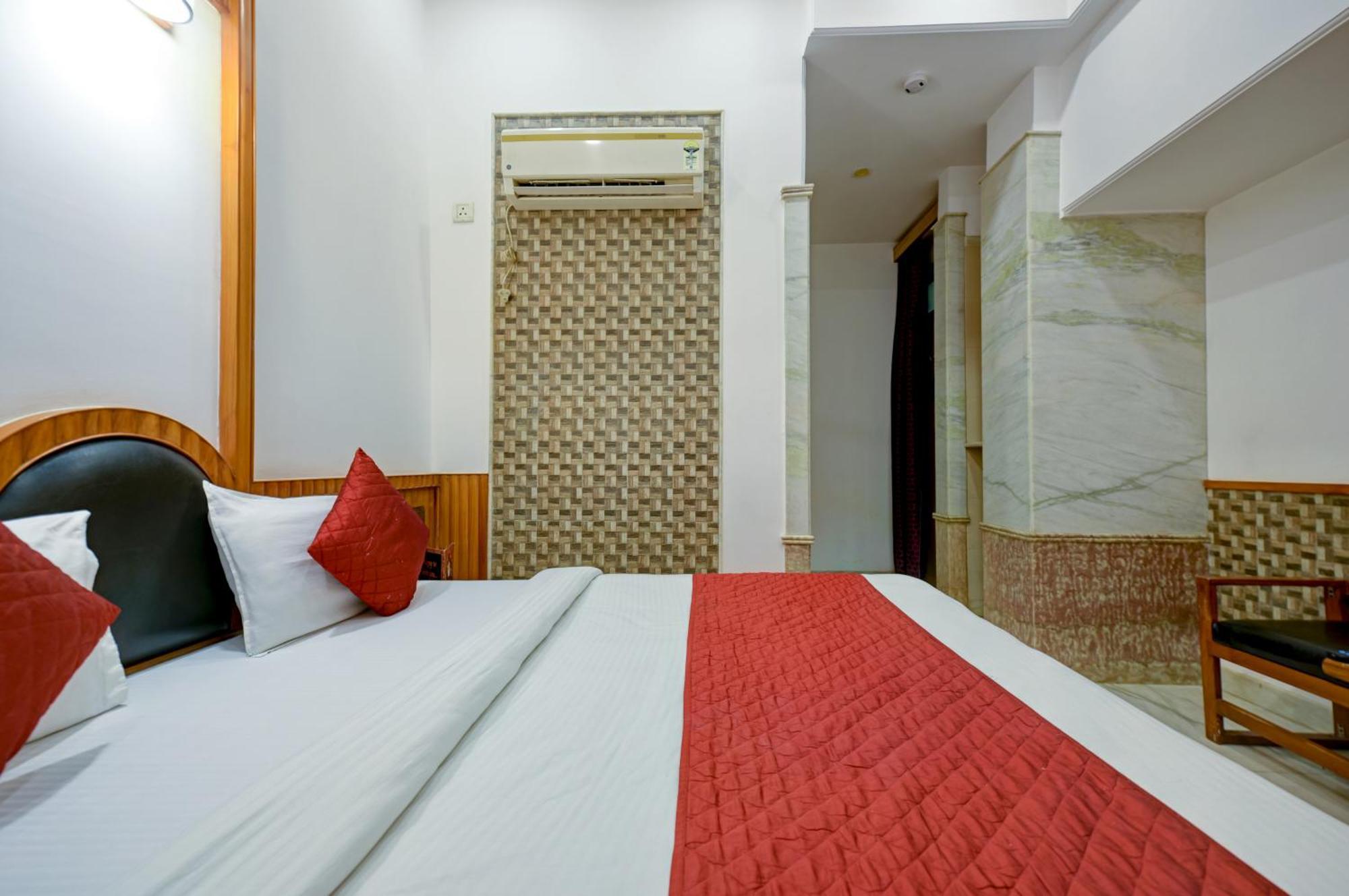 The Natraj Yes Please -New Delhi Hotel Exterior foto