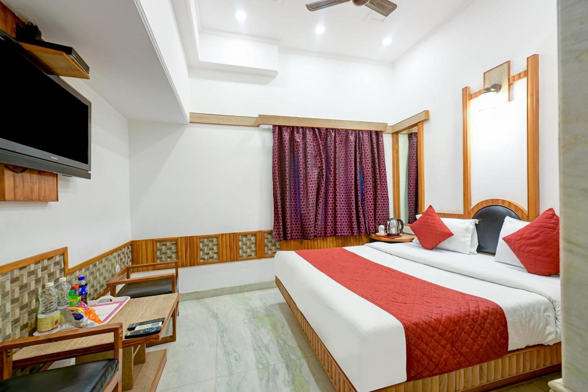 The Natraj Yes Please -New Delhi Hotel Exterior foto
