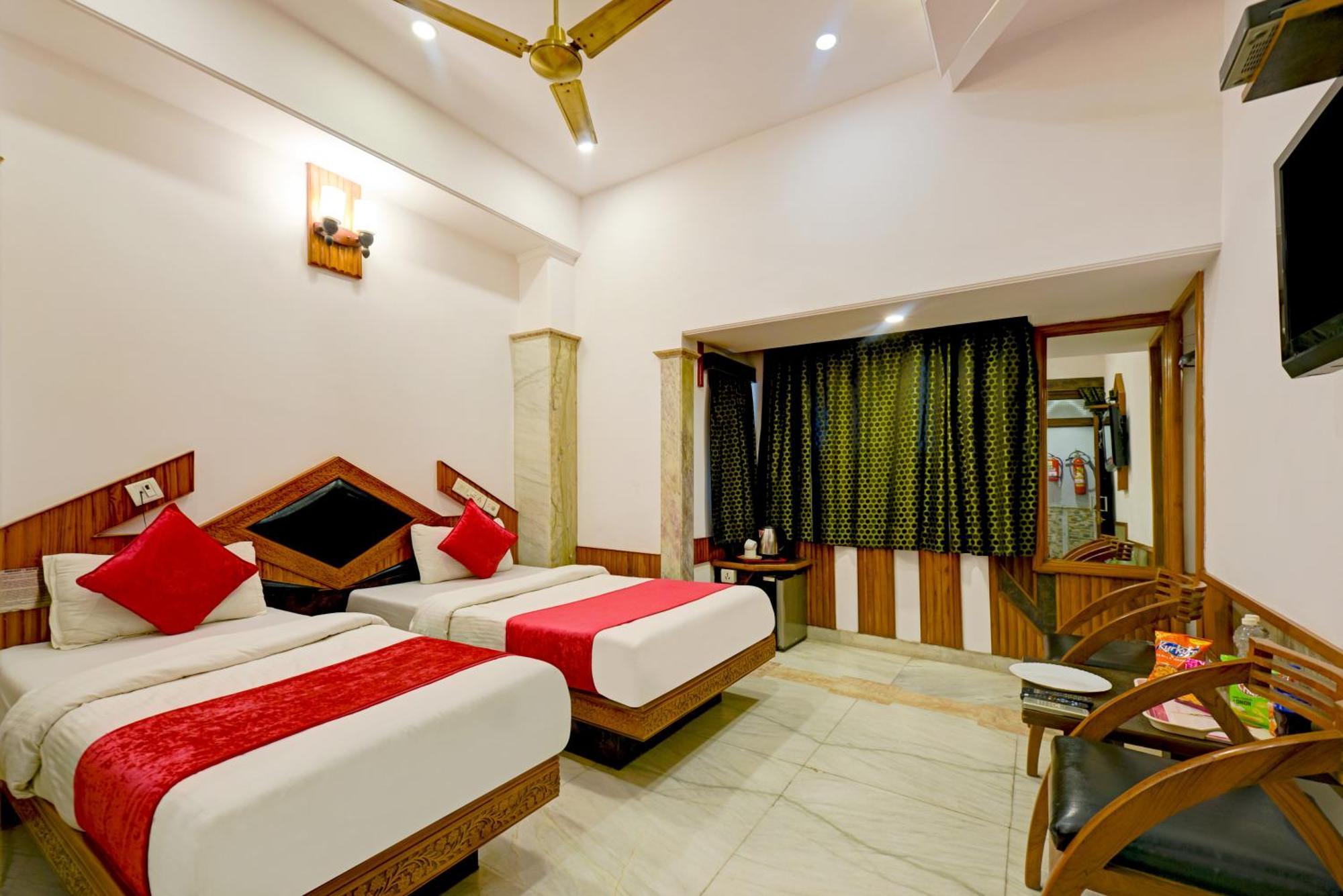 The Natraj Yes Please -New Delhi Hotel Exterior foto